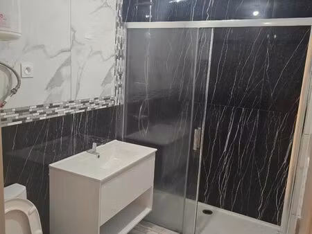 loue grand 2 pièces