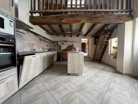 vente maison 4 pièces 170 m² confolens (16500)