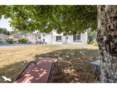 vente maison 4 pièces 130 m² à saint-mard (17700)  240 000 €