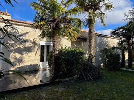 vente maison 4 pièces 145 m² pont-l’abbé-d’arnoult (17250)