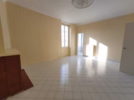 location appartement 2 pièces 49m²