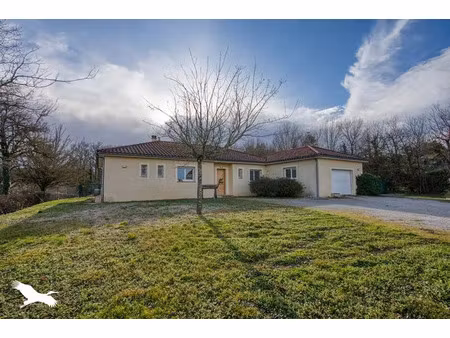 vente maison 5 pièces 134 m² à ginouillac (46300)  265 000 €