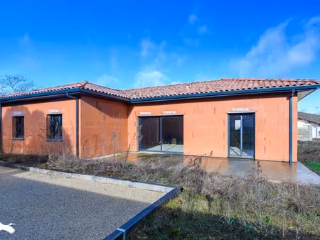 vente maison 4 pièces 120 m² à labastide-saint-pierre (82370)  234 300 €