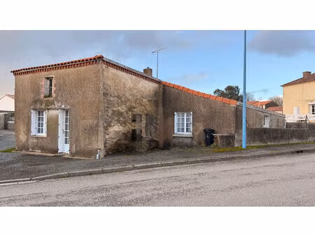 vente maison 5 pièces  77.00m²  saint