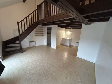 location appartement 2 pièces 38m²