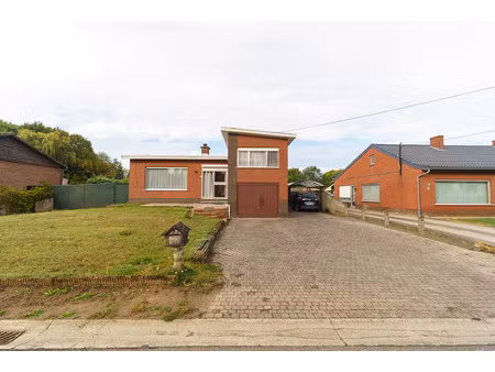 huis te koop in begijnendijk met 2 slaapkamers