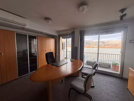 vente commerce 57 m² saint-vallier (26240)