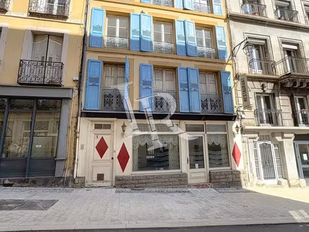 immeuble entier le puy-en-velay les capucins