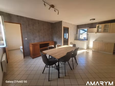 location appartement 3 pièces 47m² st quentin la motte croix au bailly 80880