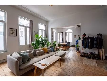 super leuk 2 slaapkamer appartement op centrale ligging!