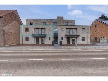 ruim nieuwbouw appartement met 2 slaapkamers  overdekt terras  garage  autostaanplaats en 