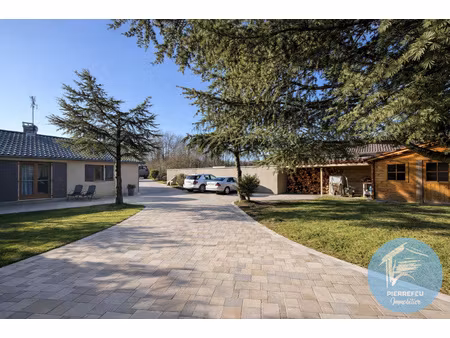 villa 124m2 avec piscine et jardin - frontenas