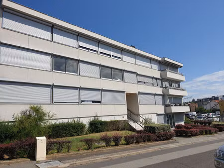 location appartement 2 pièces 44 m² à chamalières (63400)