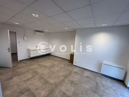 location - 2 bureaux - 19 m² chacun