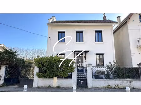 vente maison 5 pièces 100m2 grenoble 38100 - 385000 € - surface privée