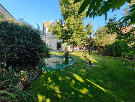 achat maison 9 pièces 250m²