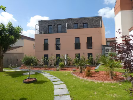 location appartement 2 pièces 42m² la varenne st hilaire 94210