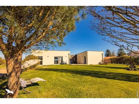 vente maison 5 pièces 143 m² à técou (81600)  349 000 €