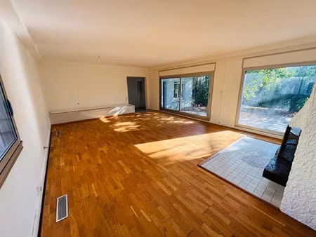 vente maison 7 pièces 240 m² à venissieux (69200)  390 000 €