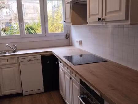 location appartement 3 pièces 80 m² à bordeaux (33000)