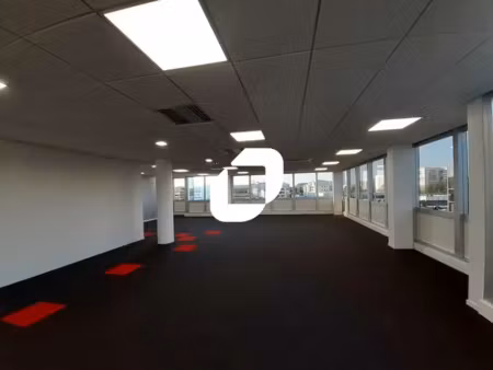 a louer  batiment ariane