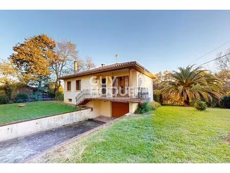 ensemble immobilier comprenant maison principale + maison annexe et 3.8 ha