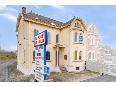 commercieel te koop in zottegem met 3 slaapkamers