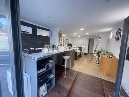 location commerce 1 pièce 40 m² à saint-jean-de-védas (34430)