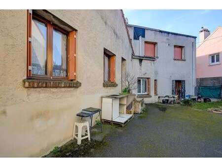 appartement 2 pièces de 27 m² à athis-mons