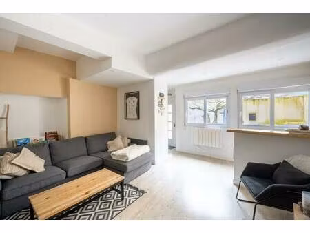 maison de 5 pièces de 127 m² à chanteloup-les-vignes