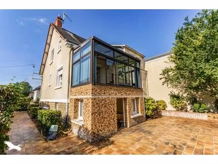 vente maison 5 pièces 152 m² la châtre (36400)