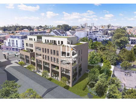 location local professionnel 213m² nantes 44300