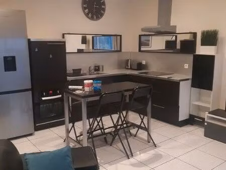 location appartement 2 pièces 60 m² à cestas (33610)