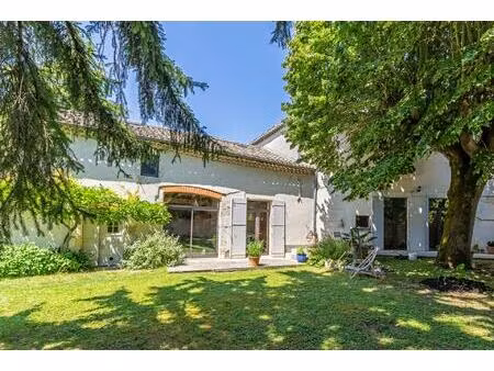 village house with garden and garage