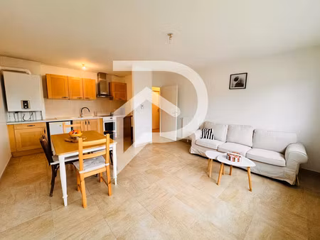 location appartement 3 pièces 61m2 cormontreuil 51350 - 747 € - surface privée