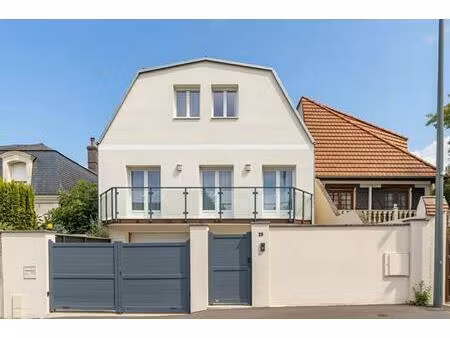 maison rénovée 200 m² avec jardin sud à chennevières
