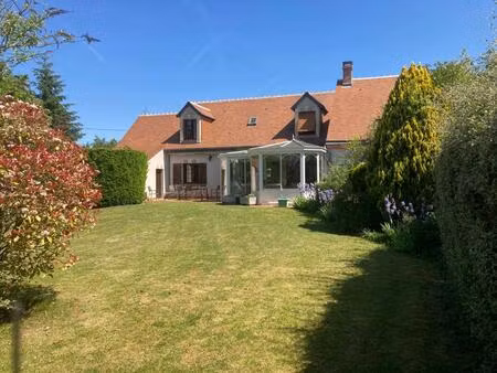 spacieuse maison avec véranda et spa à beaugency