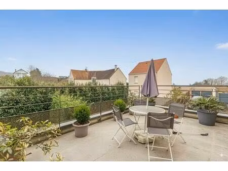 maison contemporaine au calme et lumineuse de 142 m² à orgeval