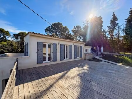 maison de 5 pièces de 80 m² située à puyméras