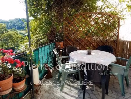 maison de village avec terrasse et garage