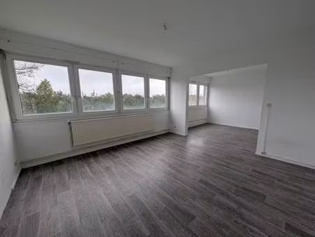 location appartement 4 pièces 81 m² à creutzwald (57150)