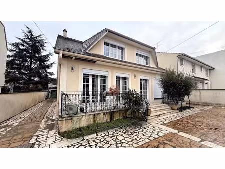 vente maison 7 pièces 250 m² à les pavillons-sous-bois (93320)  685 000 €
