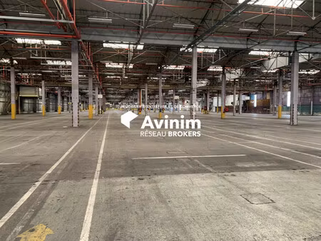 location local commercial