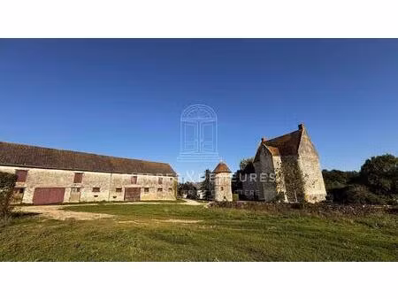 domaine avec manoir et pavillon sur 184ha de prairie et bois