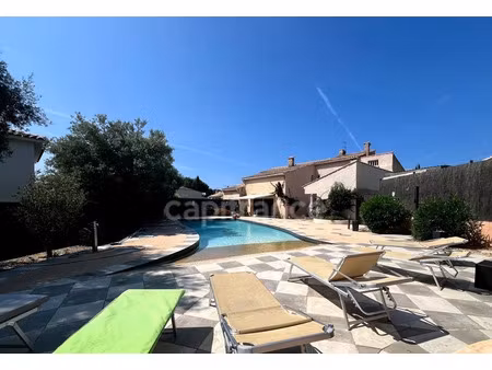 vente maison 7 pièces 220 m² à la ciotat (13600)  1 258 000 €