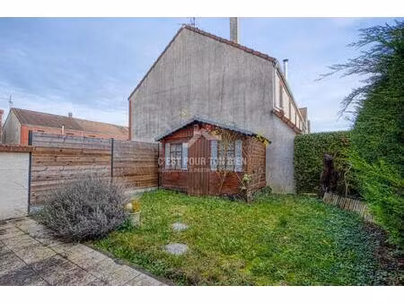 maison 3ch + bureau  garage et jardin