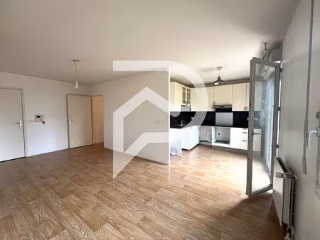 appartement le mesnil-saint-denis 3 pièces 60 m2