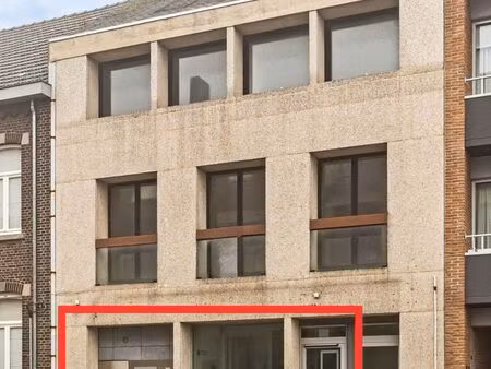 bien professionnel à louer à neeroeteren € 870 (lkje4) - immo vliegen | zimmo