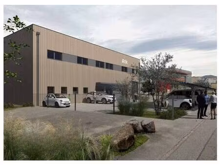 local d'activités à louer