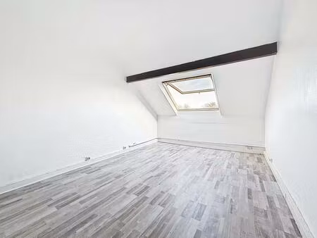 appartement 1 pièce de 27 m² à fontainebleau